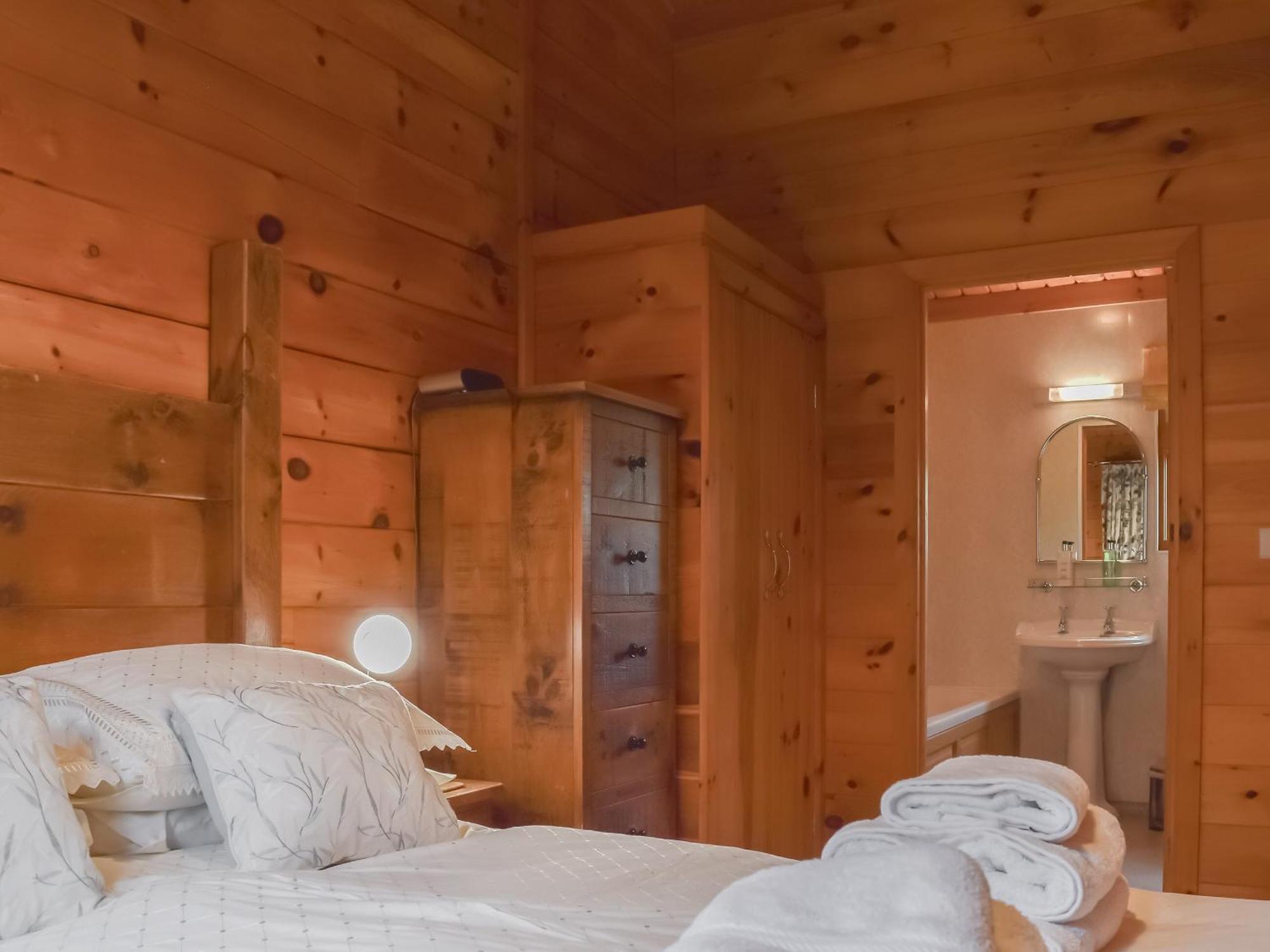 Hideaway Lodge - Uk47328 Longford  Extérieur photo